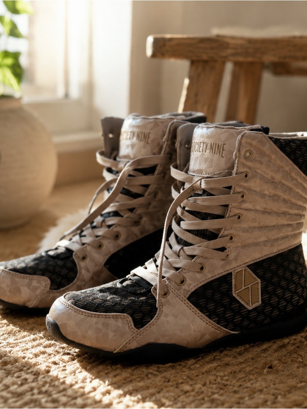 Society Nine Women’s Boxing Shoes Size 8.5 – New
